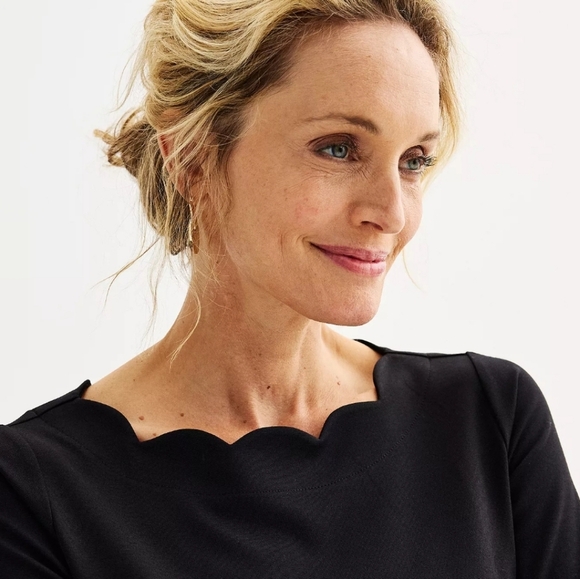 Croft & Barrow Scalloped Neckline Dress - Picture 9 of 9